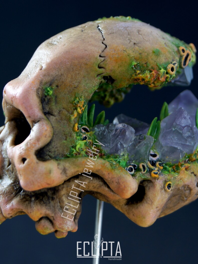 Брошь-игла Череп из полимерной глины, череп человека украшение аметисты